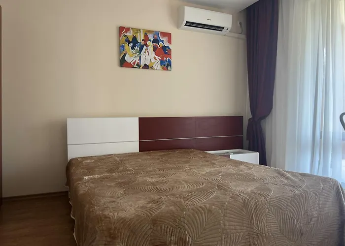 Lägenhet Premier House